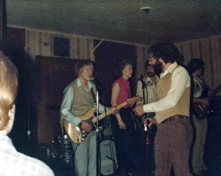 On stage, 11 of 37
